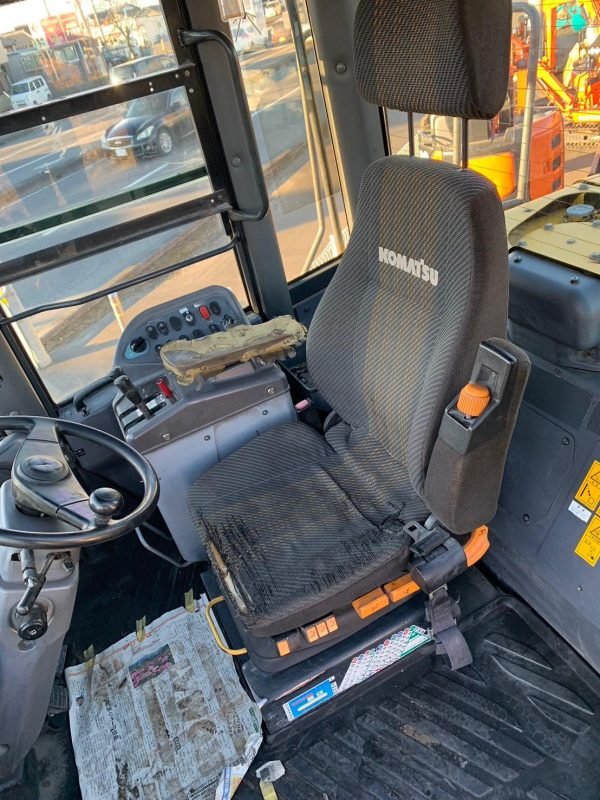 Komatsu  Model WA470
