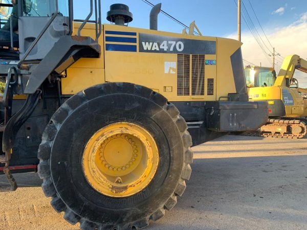 Komatsu  Model WA470